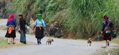 Tristan Breault Cycling on the  tour with redspokes